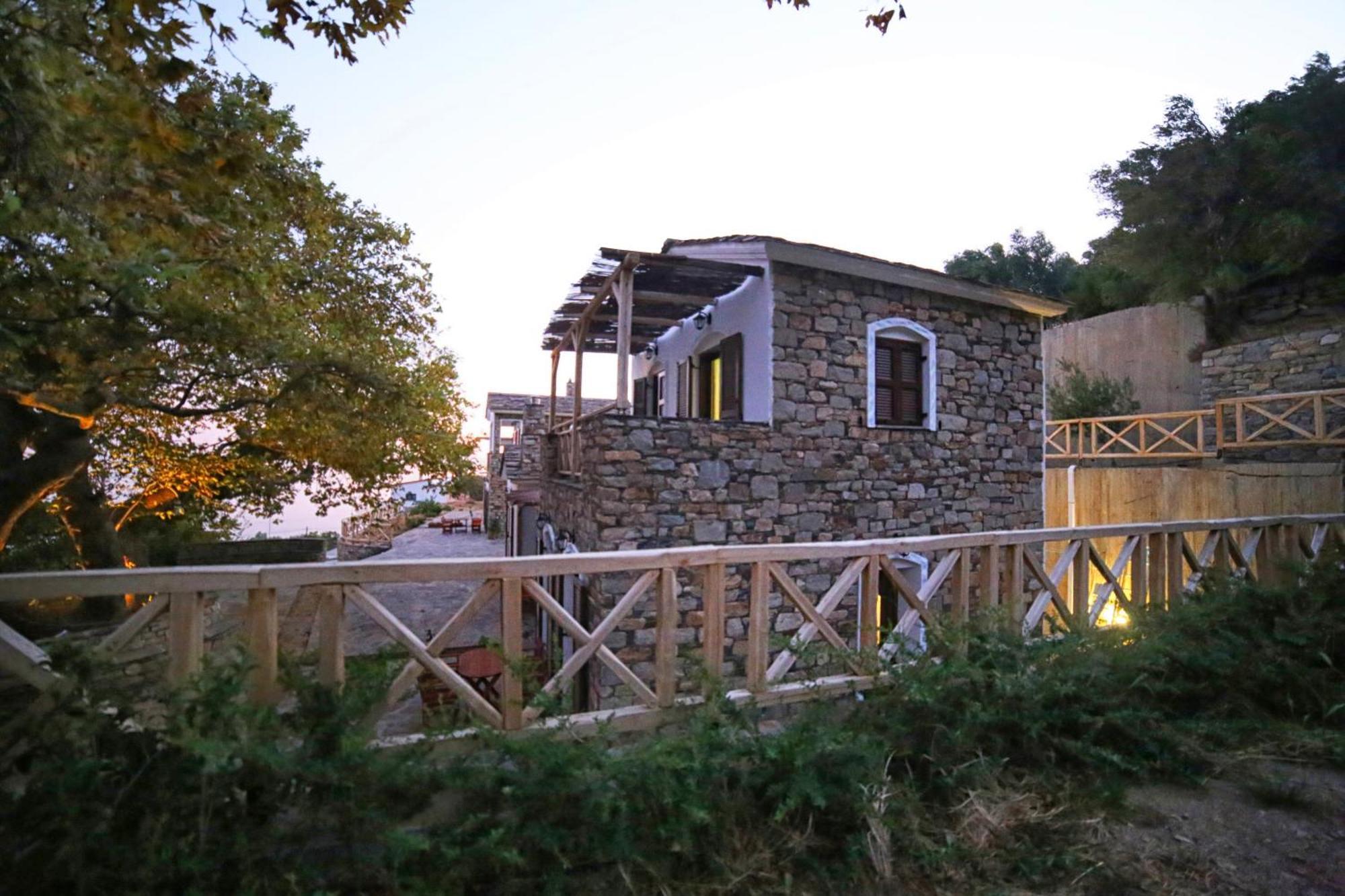 Ικαριων Γη Villa Manganítis Dış mekan fotoğraf